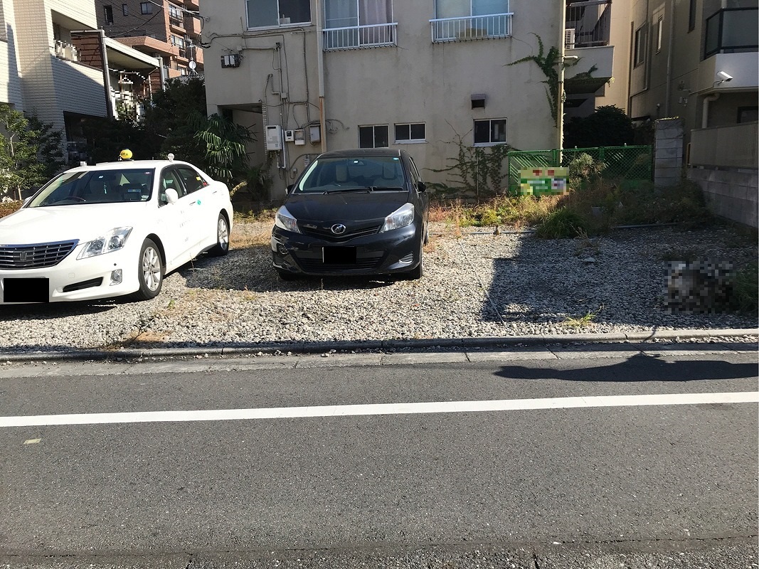 江戸川区南小岩６丁目　月極駐車場